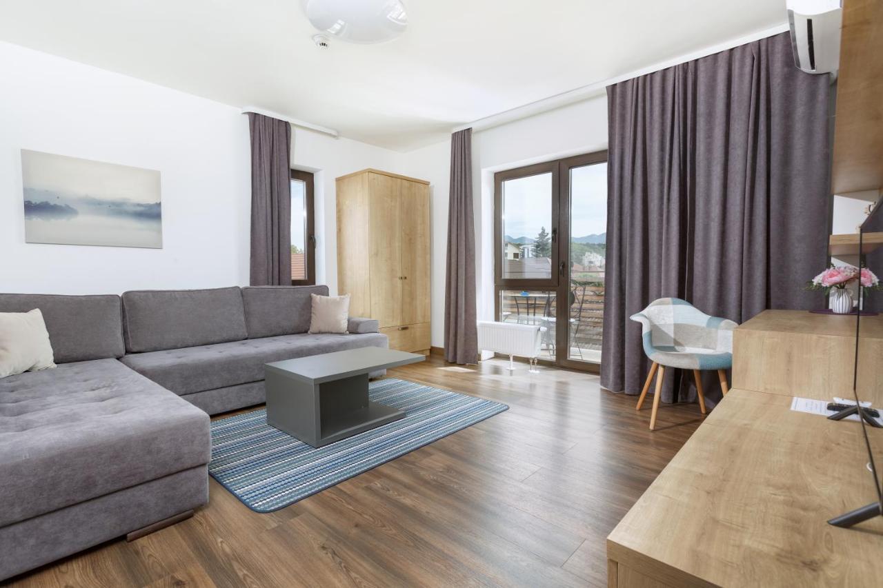 Afin Apartments Μπρασόβ Εξωτερικό φωτογραφία